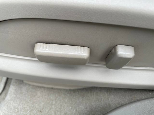 Used 2016 GMC Acadia Denali FWD image 17