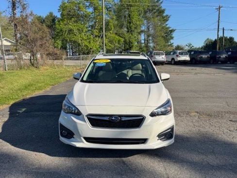 Used 2019 Subaru Impreza 2.0i Premium AWD/4WD image 2