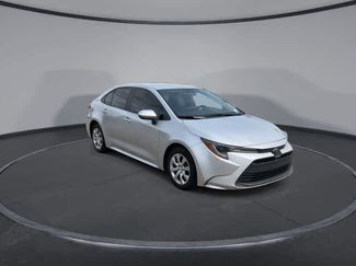 Used 2023 Toyota Corolla LE FWD video 2