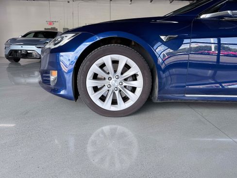 Used 2017 Tesla Model S 90D AWD/4WD image 9