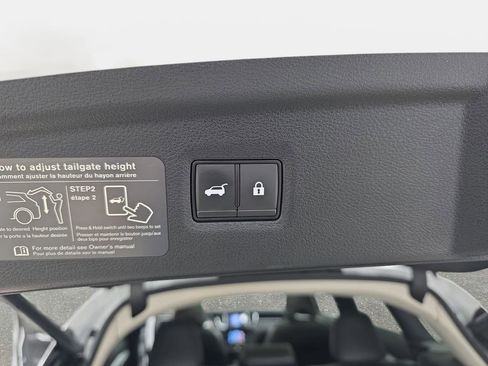 Certified 2023 INFINITI QX50 Luxe AWD/4WD image 33