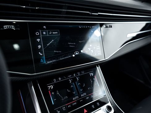 New 2026 Audi RS Q8 performance image 12