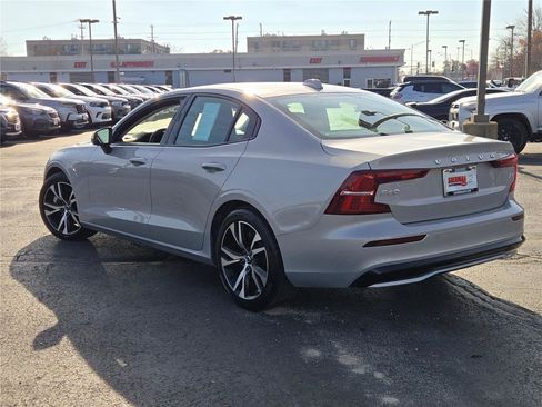 Used 2024 Volvo S60 B5 Core image 19