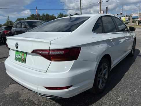 Used 2019 Volkswagen Jetta R-Line FWD image 5