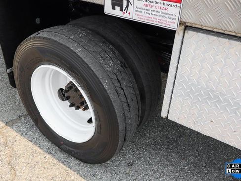 Used 2019 Ford F650 2WD Regular Cab Super Duty image 41