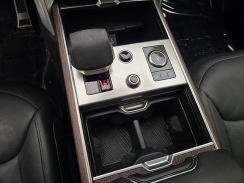 Used 2023 Land Rover Range Rover SE AWD/4WD image 38