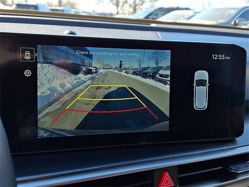 Certified 2025 Kia Sorento EX w/ Panoramic Sunroof Package image 19