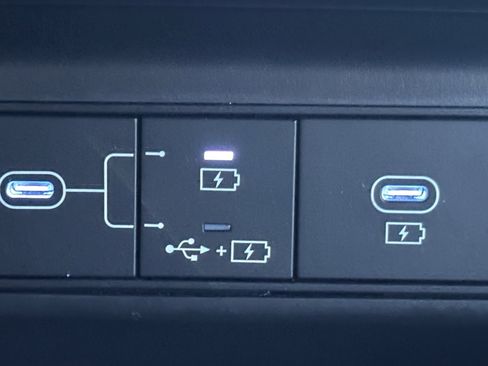 Used 2025 Hyundai Santa Cruz SE image 6