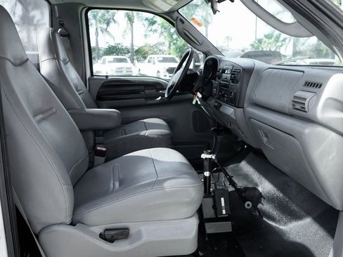 Used 2006 Ford F450 XL image 38