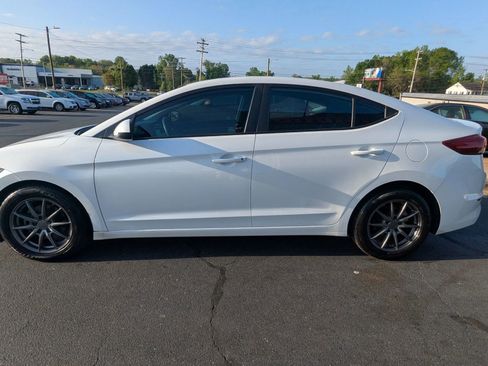 Used 2018 Hyundai Elantra SEL image 4