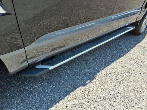 Used 2022 Ford F150 XLT w/ Equipment Group 302A High image 13