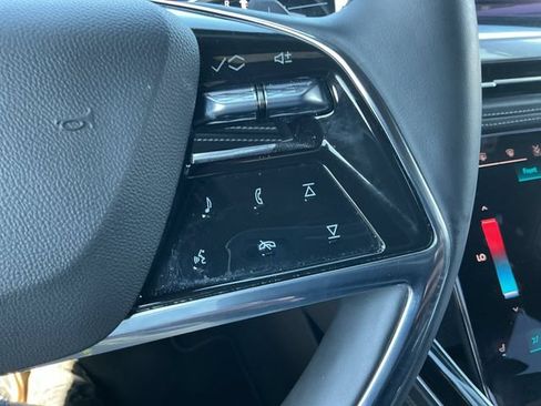 Used 2025 Cadillac Escalade Sport w/ LPO, ONYX Package AWD/4WD image 15
