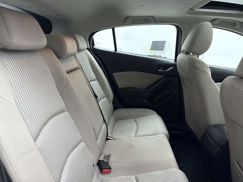 Used 2015 MAZDA MAZDA3 i Touring w/ Technology Package image 34