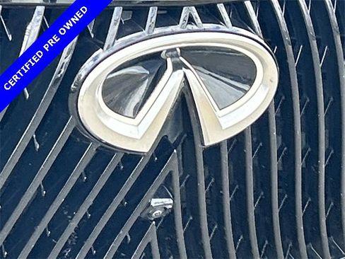 Certified 2025 INFINITI QX80 Sensory image 10