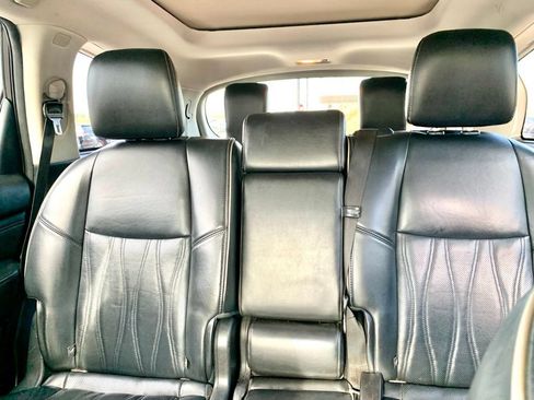 Used 2016 INFINITI QX60 FWD w/ Deluxe Technology Package image 19
