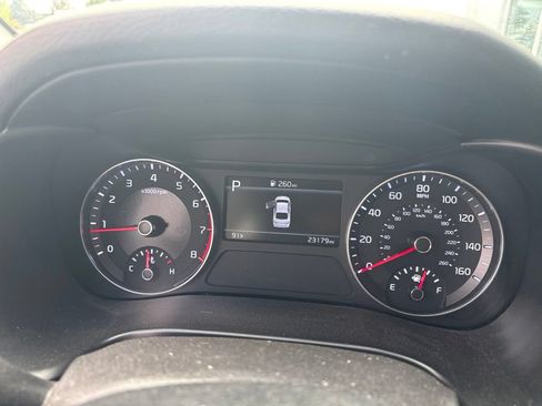 Certified 2022 Kia Forte Sedan FWD image 9