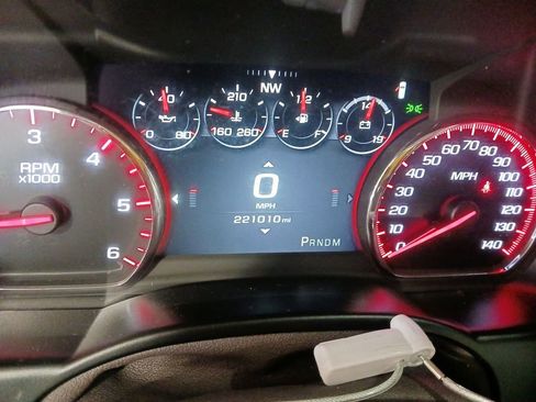 Used 2015 GMC Yukon XL Denali w/ Premium Package image 5