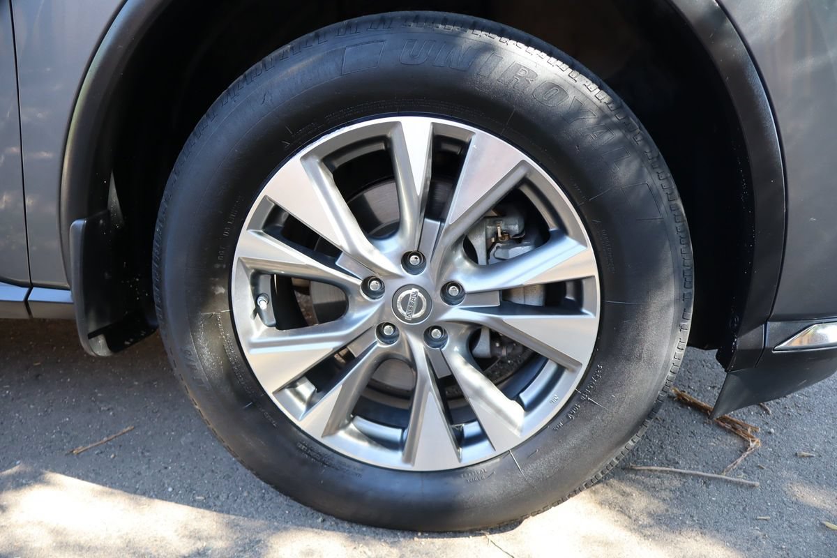 Used 2016 Nissan Murano SV AWD/4WD image 44