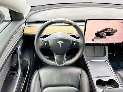 Used 2022 Tesla Model 3 Long Range AWD/4WD image 21