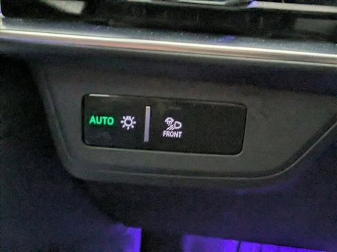 Used 2024 Audi e-tron GT Premium Plus image 20