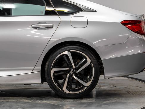 Used 2020 Honda Accord Sport image 34