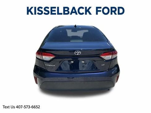 Used 2024 Toyota Corolla LE FWD image 5