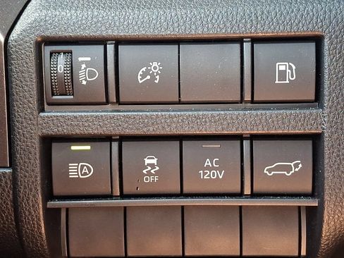Used 2026 Toyota 4Runner TRD Off-Road Premium AWD/4WD image 22
