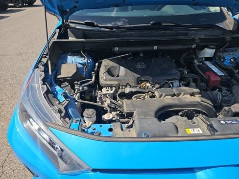 Used 2019 Toyota RAV4 LE FWD image 22