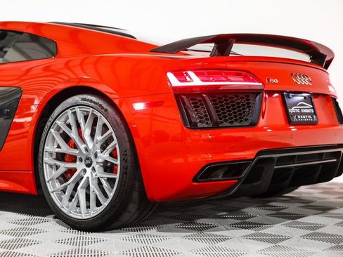 Used 2017 Audi R8 V10 plus image 17