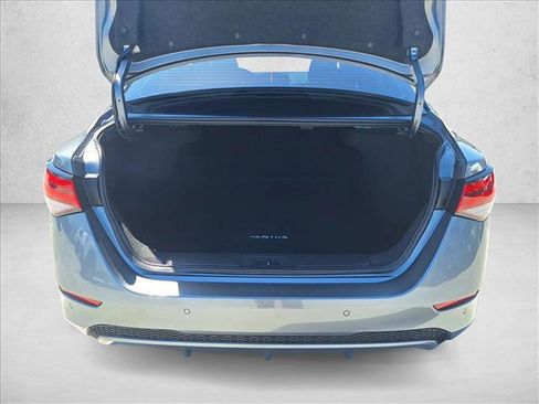 Used 2024 Nissan Sentra S FWD image 17