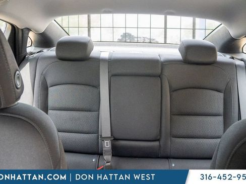 Used 2024 Chevrolet Malibu LT FWD image 24