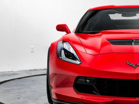 Used 2016 Chevrolet Corvette Z06 w/ 2LZ Preferred Equipment Group image 36