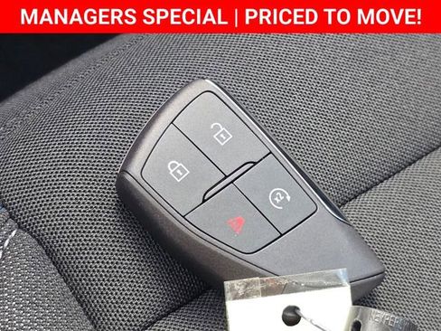 New 2026 Chevrolet Equinox EV LT image 24