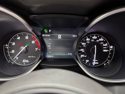 Used 2022 Alfa Romeo Stelvio Sprint image 16