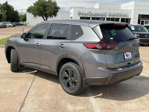 New 2026 Nissan Rogue SV FWD image 7