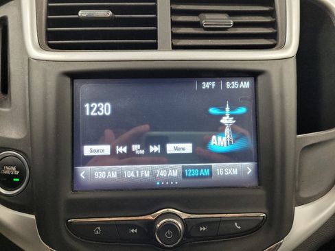 Used 2017 Chevrolet Sonic LT w/ Convenience Package image 25