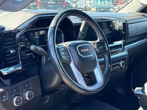 Used 2023 GMC Sierra 1500 Elevation AWD/4WD image 9