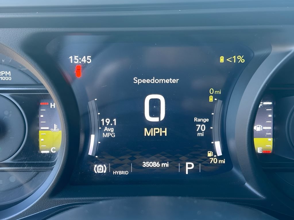 Used 2024 Jeep Wrangler Unlimited w/ Convenience Group AWD/4WD image 10