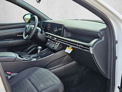Used 2026 Hyundai Santa Cruz SE FWD image 20