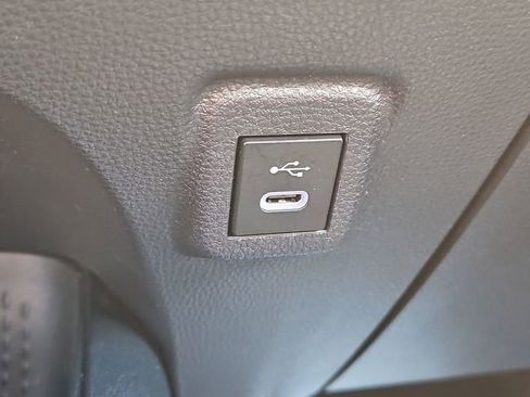 Used 2023 Toyota Corolla SE image 55