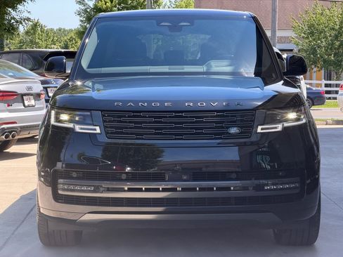 Used 2025 Land Rover Range Rover Long Wheelbase SE AWD/4WD image 4