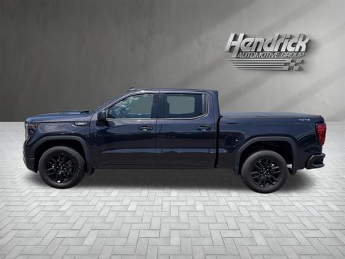 Used 2025 GMC Sierra 1500 Elevation AWD/4WD image 7