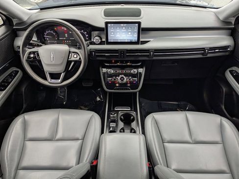 Used 2022 Lincoln Corsair Standard image 16