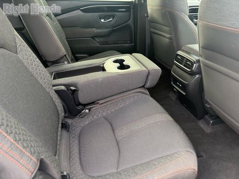 Certified 2023 Honda Pilot Sport image 27