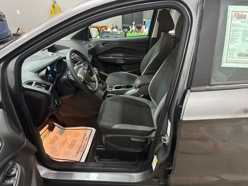 Used 2014 Ford Escape S FWD image 9
