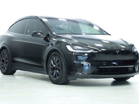Used 2023 Tesla Model X AWD/4WD image 3
