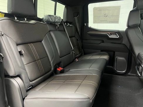 New 2026 Chevrolet Silverado 1500 High Country AWD/4WD image 21