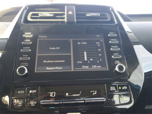 Used 2020 Toyota Prius XLE image 23