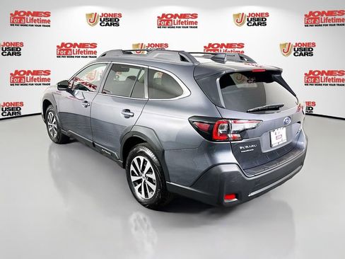 Certified 2025 Subaru Outback Premium w/ Popular Package #1 AWD/4WD image 2
