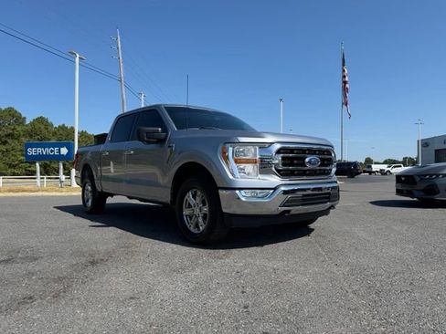 Used 2023 Ford F150 XLT w/ Equipment Group 301A Mid AWD/4WD image 9